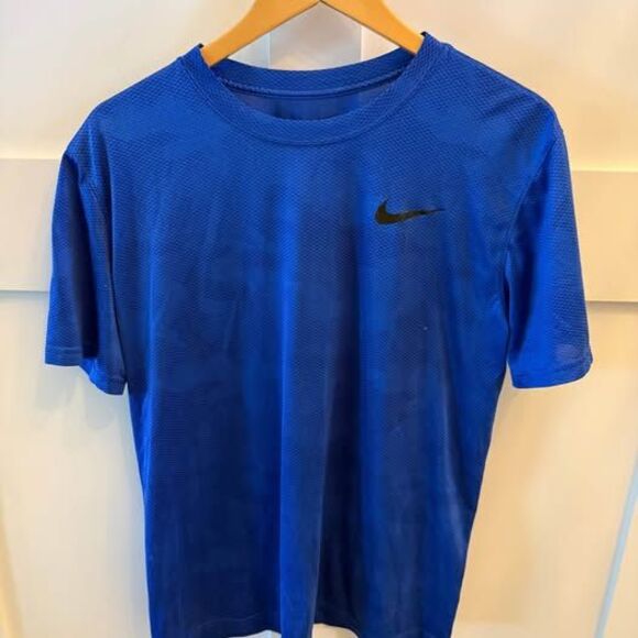 Lot of 6 Men’s Running Athletic Shirts Tanks Nike Under Armour Reebok Size Large - Picture 2 of 9